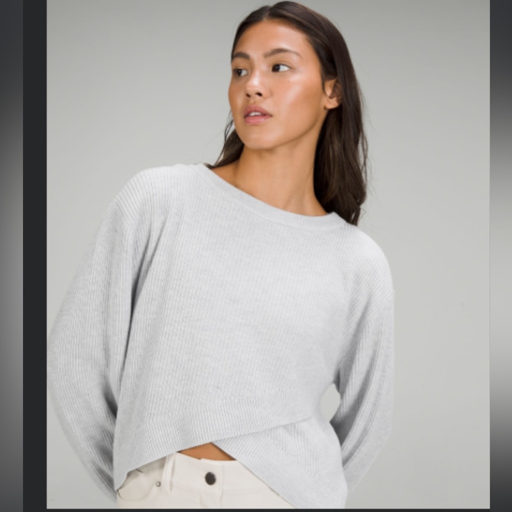 Lululemon Reversible Crossover Sweater Sz 10 Grey